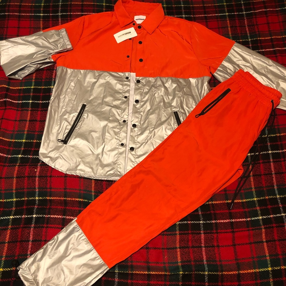 Fashion Nova Windbreaker suit Mens Medium